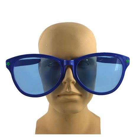 giant novelty sunglasses